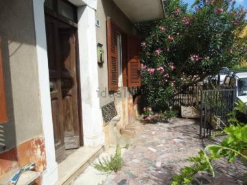 Appartamento in vendita di 90 m² in Via Moriconese