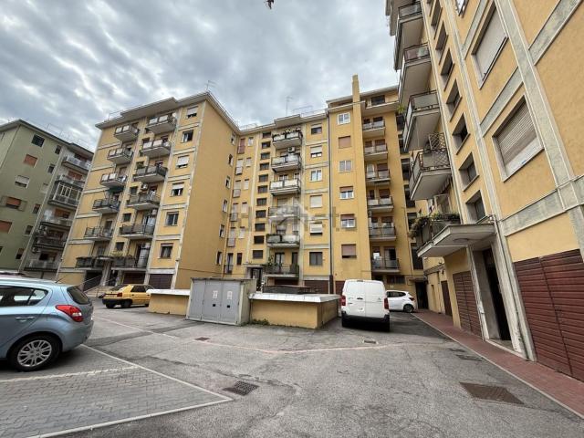 Appartamento in vendita di 90 m² in Via Napoli, 43