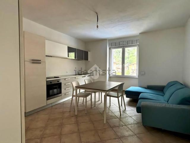 Appartamento in vendita di 90 m² in Via Nazionale, 158