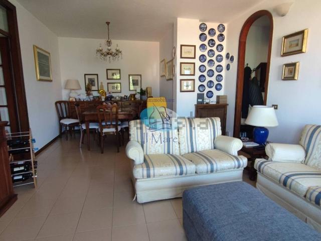 Appartamento in vendita di 90 m² in Via Nino Bixio