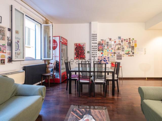 Appartamento in vendita di 90 m² in Via Nosadella, 40