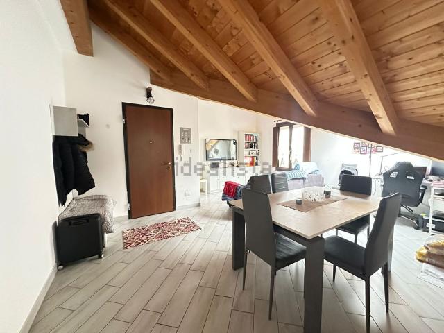 Appartamento in vendita di 90 m² in Via Papa Giovanni Paolo II, 10