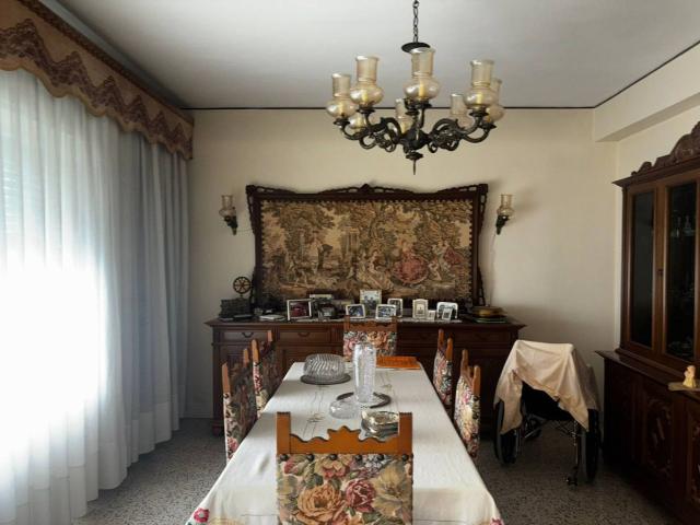 Appartamento in vendita di 90 m² in Via Parladore, 3