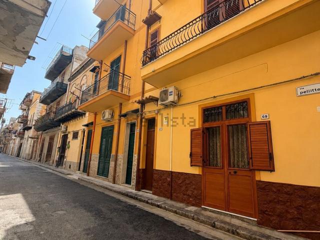 Appartamento in vendita di 90 m² in Via Pellitteri, 67