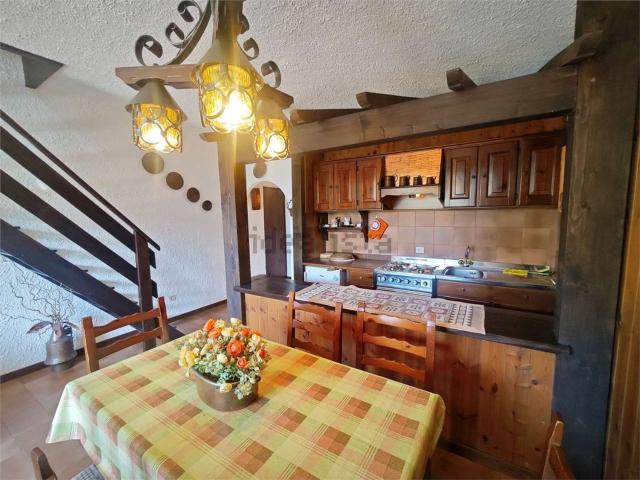 Appartamento in vendita di 90 m² in Via per Mezzacca, 1