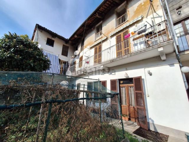 Appartamento in vendita di 90 m² in Via Perrone, 10