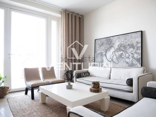 Appartamento in vendita di 90 m² in Via Pianello del Lario
