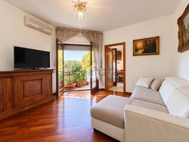 Appartamento in vendita di 90 m² in Via Pilozzo, 7
