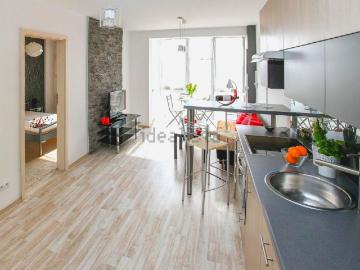 Appartamento in vendita di 90 m² in Via Pontormo, 5