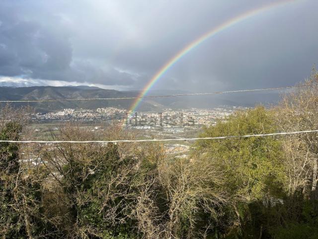 Appartamento in vendita di 90 m² in Via poggio roio
