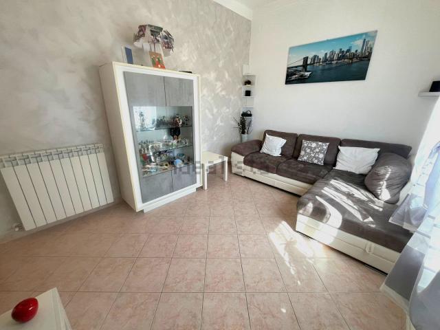 Appartamento in vendita di 90 m² in Via Porta di Provenza