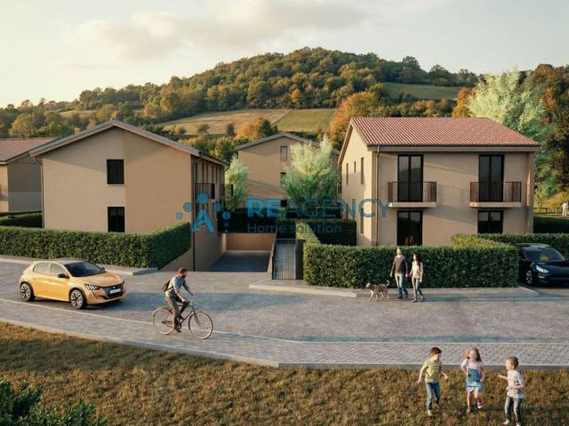 Appartamento in vendita di 90 m² in Via Portule