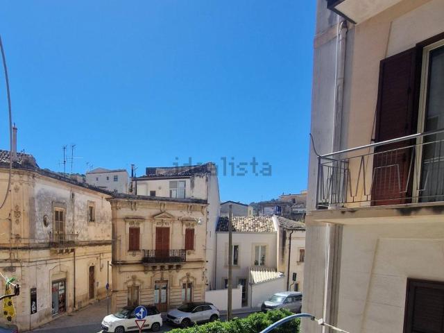 Appartamento in vendita di 90 m² in Via Potenza, 1