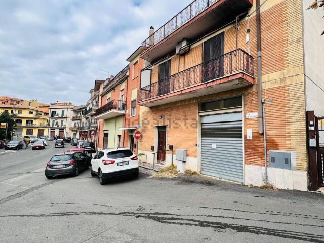 Appartamento in vendita di 90 m² in Via Provinciale Roma, 67