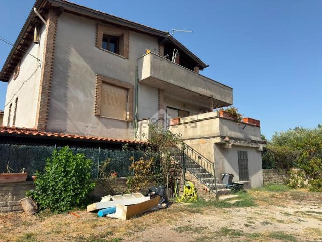 Appartamento in vendita di 90 m² in Via prato Michele, 1
