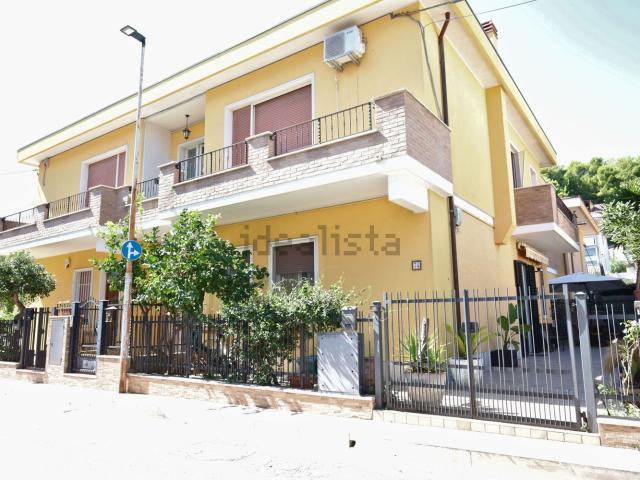 Appartamento in vendita di 90 m² in Via Puglie