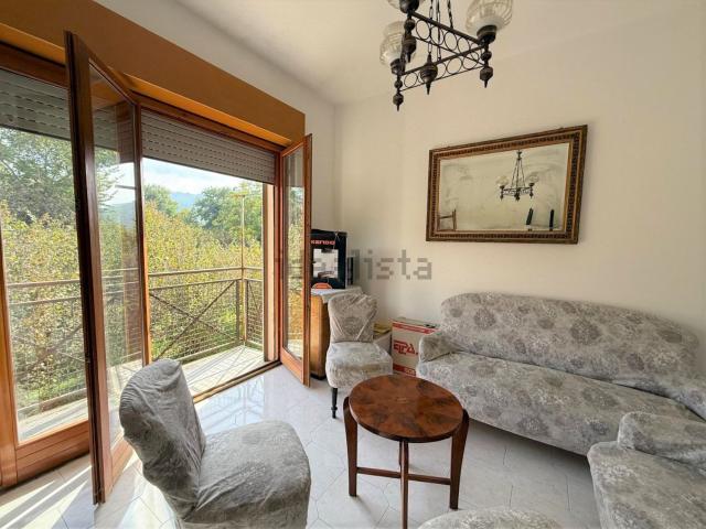 Appartamento in vendita di 90 m² in Via Raffaele Maria Galdieri, 44
