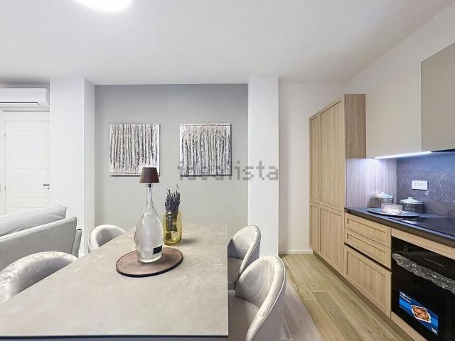 Appartamento in vendita di 90 m² in Via Renato Fucini, 33