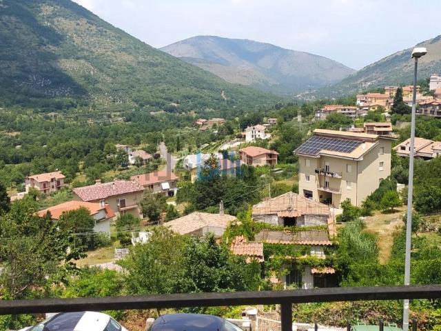 Appartamento in vendita di 90 m² in Via Roma, 121