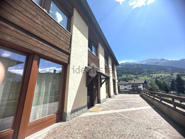 Appartamento in vendita di 90 m² in Via Roma, 135