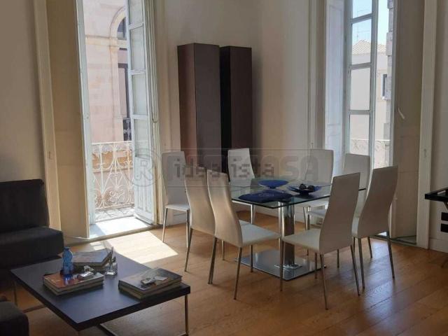 Appartamento in vendita di 90 m² in Via Roma