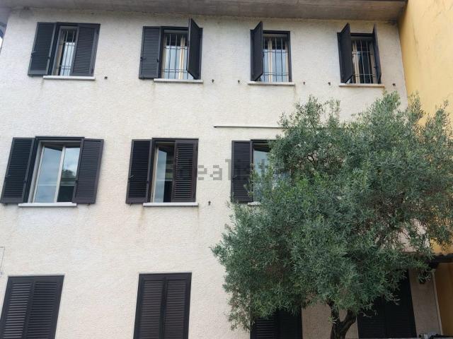 Appartamento in vendita di 90 m² in Via roma