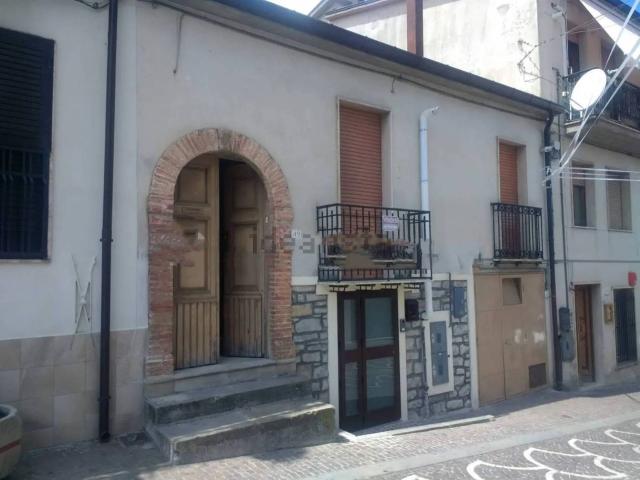 Appartamento in vendita di 90 m² in Via Roma