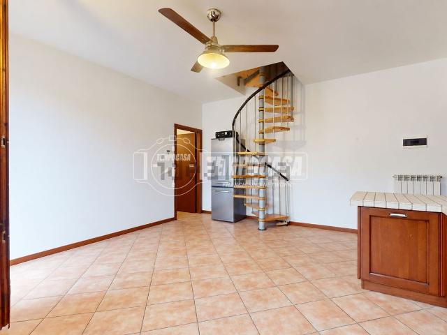 Appartamento in vendita di 90 m² in Via Rondanina, 23