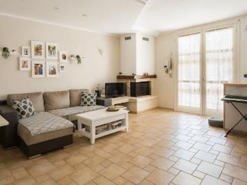 Appartamento in vendita di 90 m² in Via Rocchetta, 16