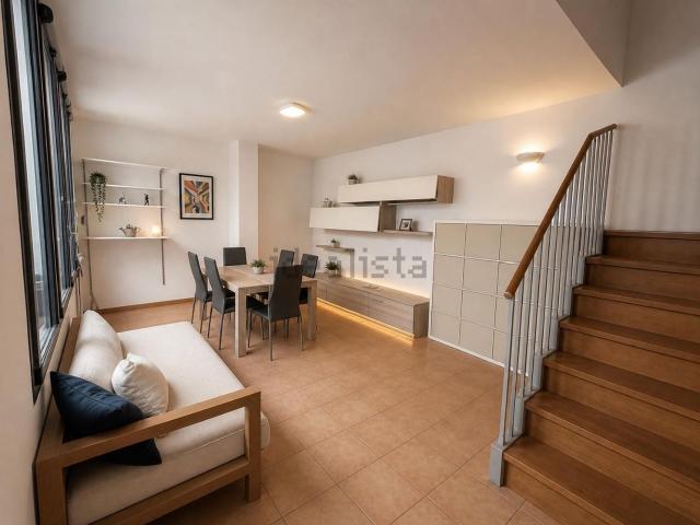 Appartamento in vendita di 90 m² in Via Ruggero da Parma
