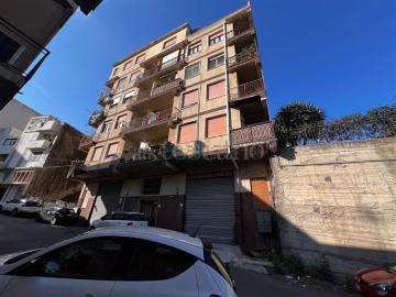 Appartamento in vendita di 90 m² in Via Santa Lucia