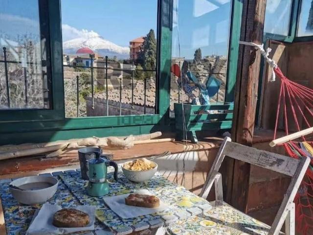 Appartamento in vendita di 90 m² in Via Santa Lucia, 12