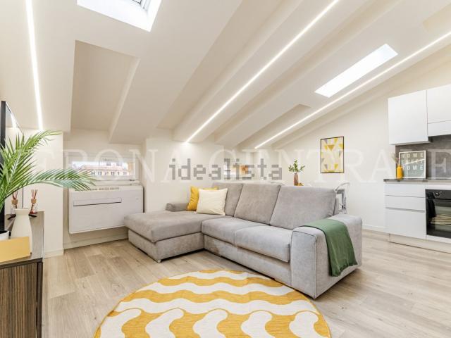 Appartamento in vendita di 90 m² in Via Santa Maria in Organo, 18