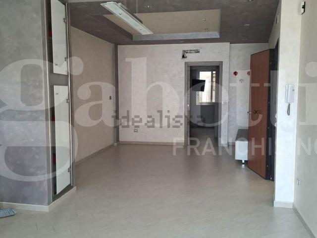 Appartamento in vendita di 90 m² in Via San Cosimo, 35