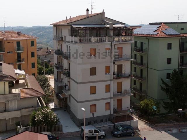 Appartamento in vendita di 90 m² in Via San Camillo de Lellis, 110