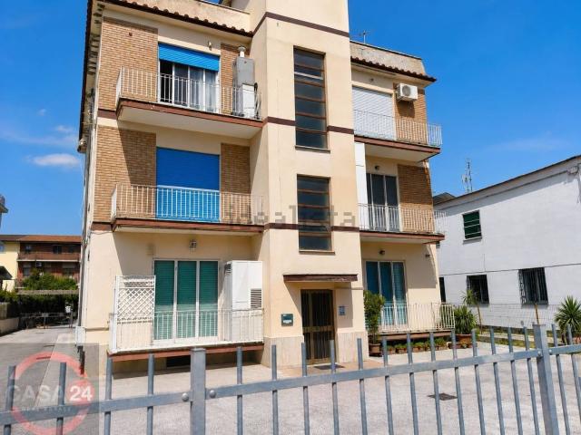 Appartamento in vendita di 90 m² in Via San Francesco d&apos Assisi