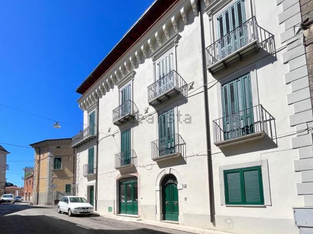 Appartamento in vendita di 90 m² in Via San Maria Nuova