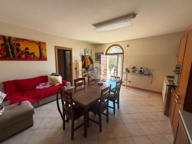 Appartamento in vendita di 90 m² in Via San Zeno, 14