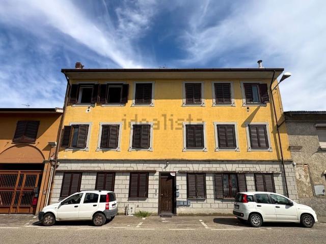 Appartamento in vendita di 90 m² in Via Salvadeo, 69