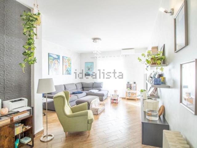 Appartamento in vendita di 90 m² in Via Salaria per l&apos Aquila, 74