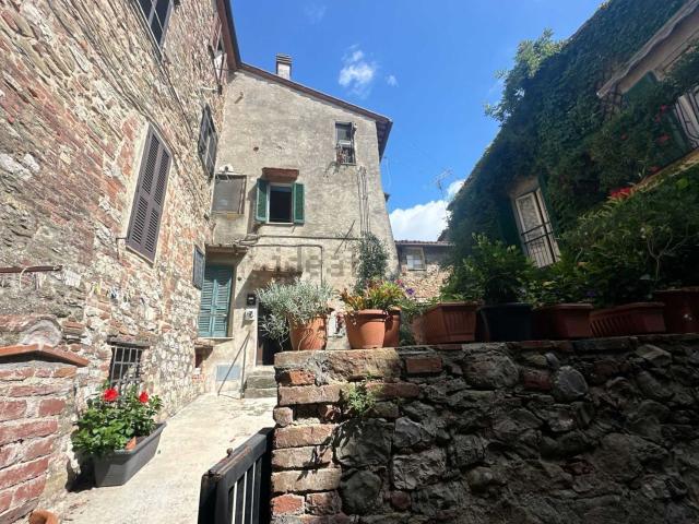 Appartamento in vendita di 90 m² in Via Solferino
