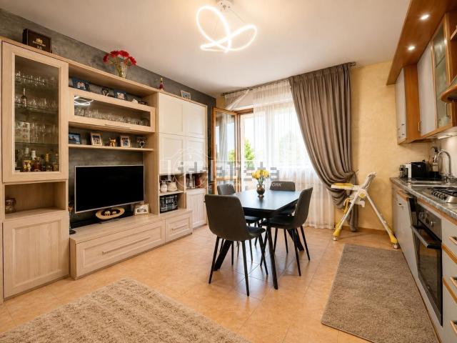 Appartamento in vendita di 90 m² in Via Suor Teresa Veronesi, 4