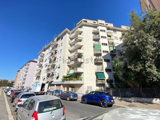 Appartamento in vendita di 90 m² in Viale Marco Fulvio Nobiliore, 98