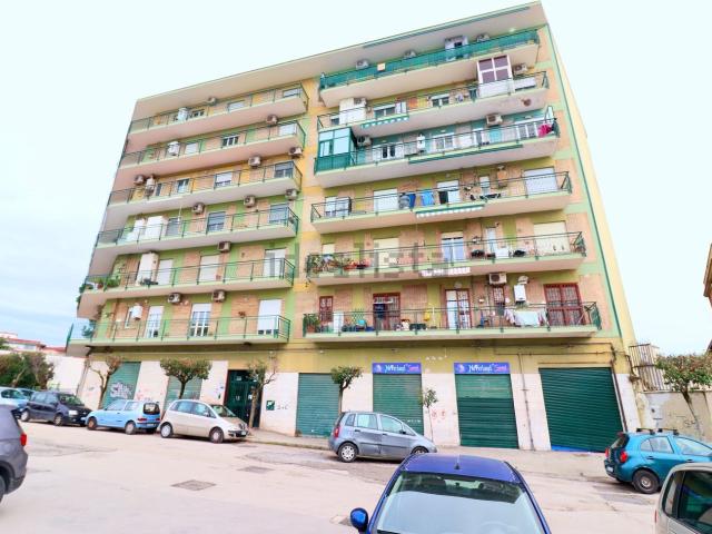 Appartamento in vendita di 90 m² in Viale Michelangelo, 88
