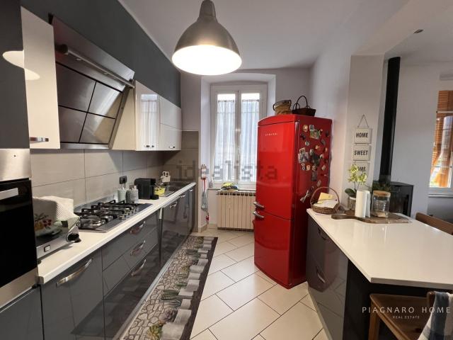 Appartamento in vendita di 90 m² in Viale dei Mille, 19