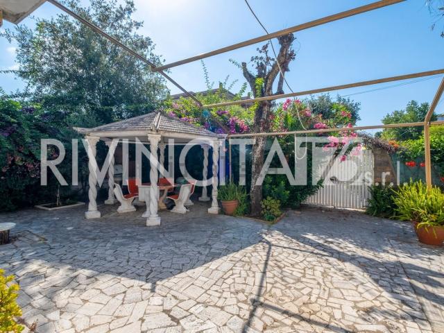 Appartamento in vendita di 90 m² in Viale del Sole, 16