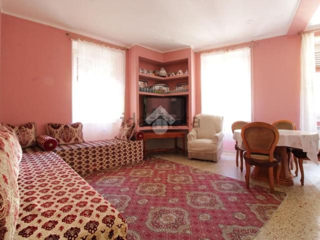 Appartamento in vendita di 90 m² in Viale della Rinascita, 6