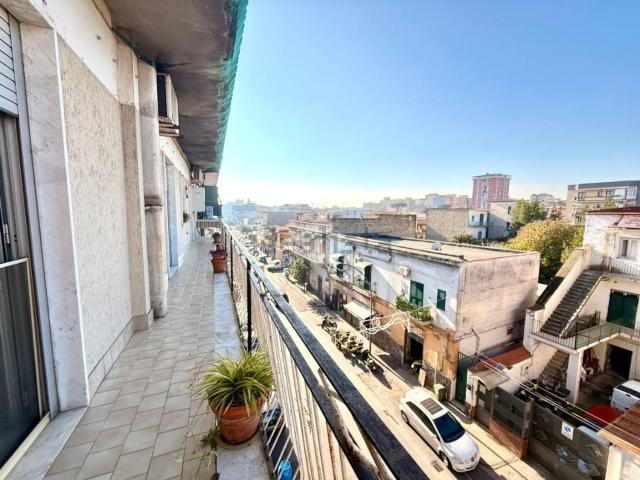 Appartamento in vendita di 90 m² in Viale Guglielmo Marconi, 87