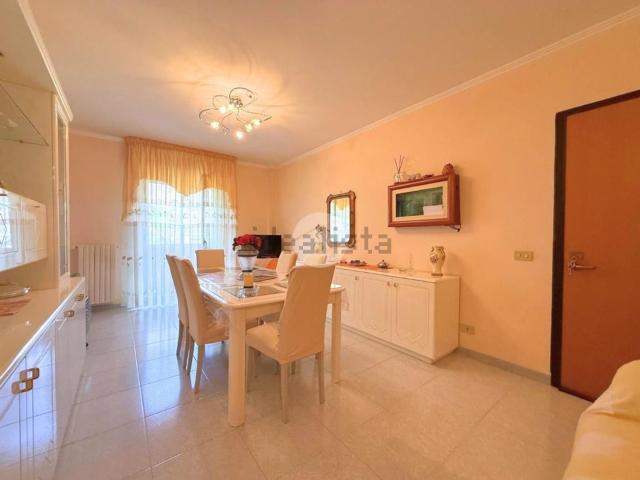 Appartamento in vendita di 90 m² in Viale Leonardo da Vinci, 92