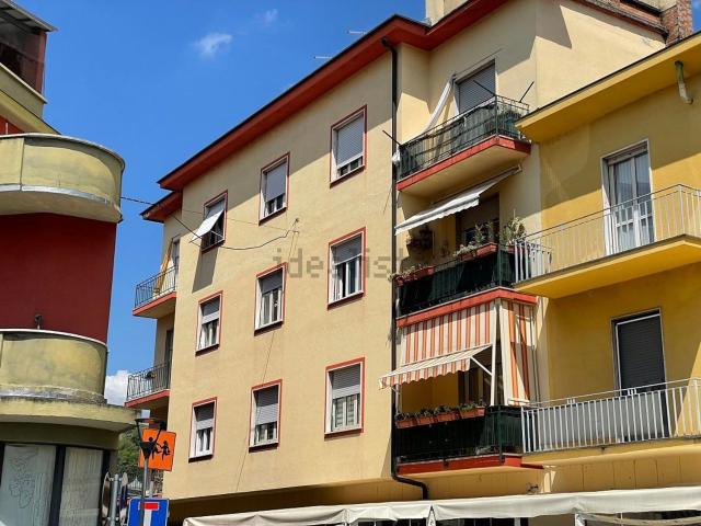 Appartamento in vendita di 90 m² in Viale Risorgimento, 36